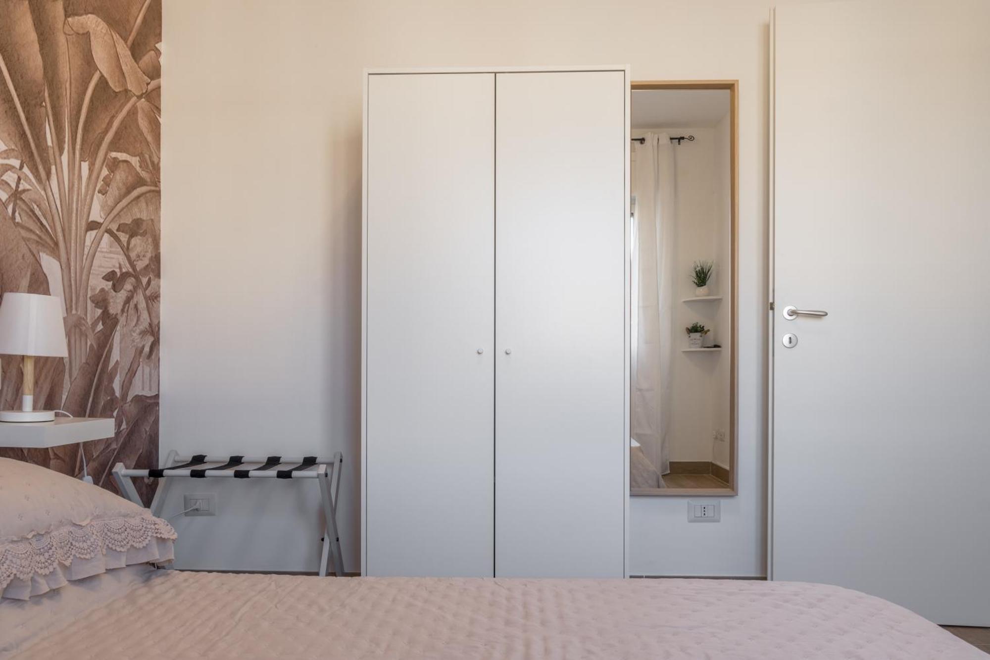 Appartement Enjoy And Fly à Fiumicino Extérieur photo