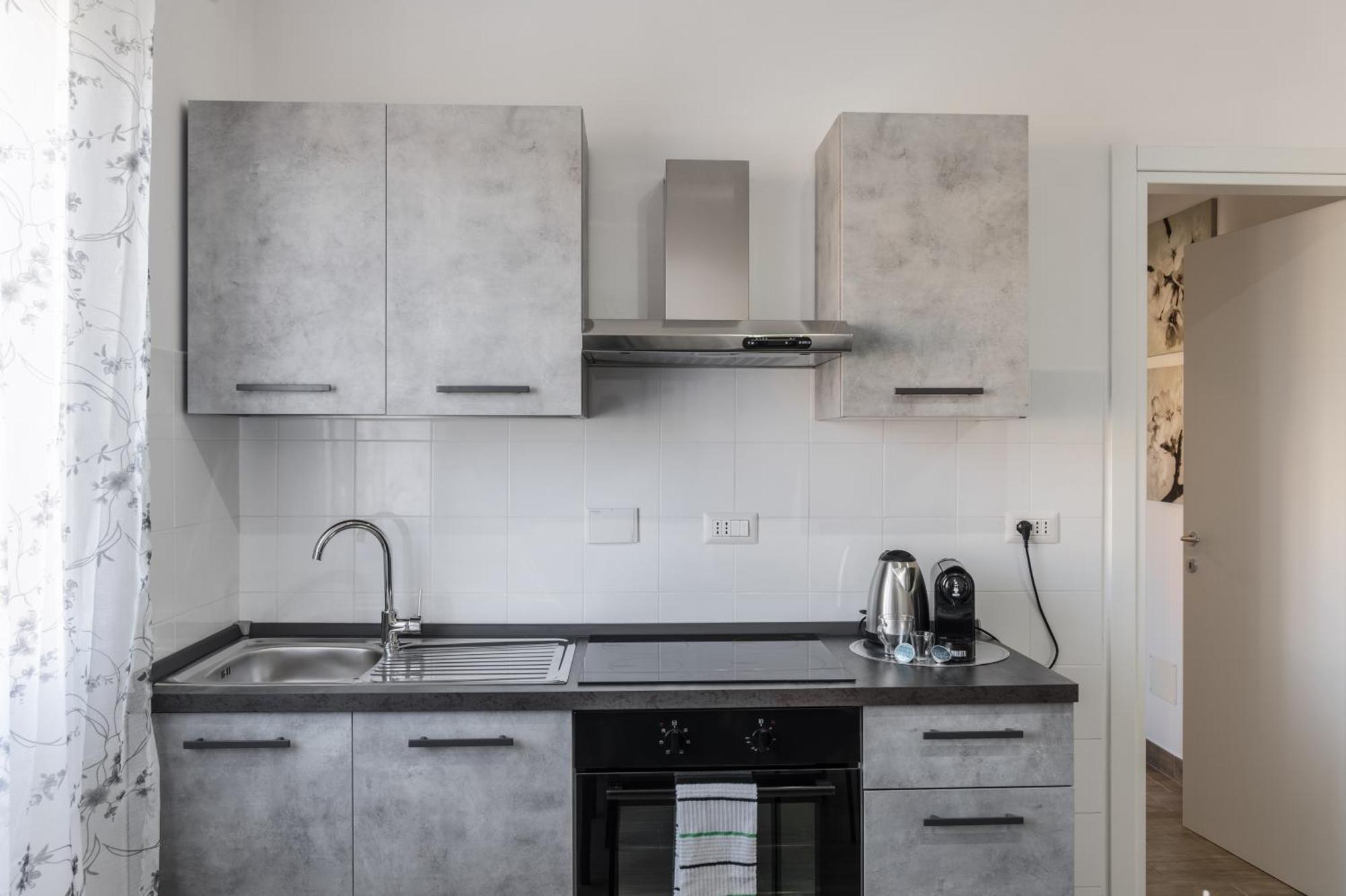 Appartement Enjoy And Fly à Fiumicino Extérieur photo
